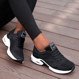 Amy - Bequeme orthopädische Turnschuhe – Schwarz