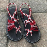 Elviera – Stilvolle Sandalen mit gewebten Riemen – Rot