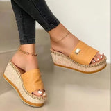 Camila - Keilsandalen mit Plateau – Beige