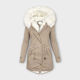 Ivanelle – Winterjacke mit Fellkapuze – Beige
