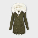 Ivanelle – Winterjacke mit Fellkapuze – Grün