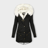 Ivanelle – Winterjacke mit Fellkapuze – Schwarz