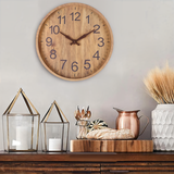 Ästhetische Runde Wanduhr aus Holz – Braun