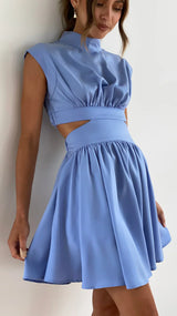 Luna | Glamouröses Minikleid mit hohler Taille – Hellblau