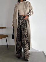 Damen Jeans | Gerade Ausführung mit strukturierter Musteroberfläche – Leopardenprint