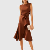 Stella - Elegantes ärmelloses Midikleid – Braun