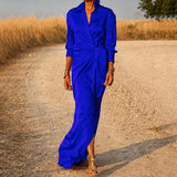 Connie - Maxikleid mit langen Ärmeln und Wickeldesign – Blau
