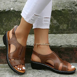 Donna - Bequeme Offene Keilsandalen – Braun