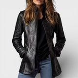 Marielyn - Taillierter Soft-Touch-Blazer – Schwarz