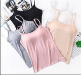 Juliane | Bequemes Tanktop mit integriertem BH – Schwarz