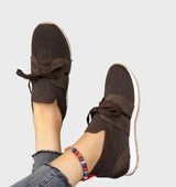 Ottilie – Leichte Mesh-Sneaker aus Strick – Braun