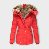 Emyra – Winterjacke mit Fellkapuze – Rot