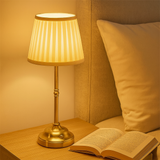 Lumora | Elegante kabellose LED-Tischleuchte – Gold