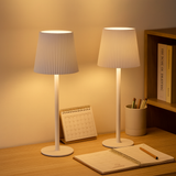 Lumora | Wiederaufladbare LED-Schreibtisch- und Nachttischlampe – Weiß