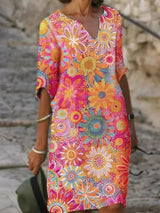 Hannah - Kleid mit V-Ausschnitt und Blumenmuster – Rosa