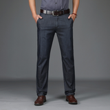 Stretch-Denim-Jeans mit klassischem Schnitt für Herren – Schwarz