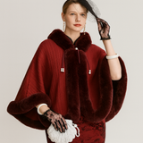 Marcelline | Perlenbesetzter Winter-Quastenumhang – Rot