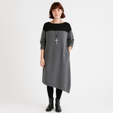 Maren | Zeitgenössisches Blockkleid – Grau