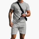 Herren-Poloshirt mit Seitentaschen und strukturierter Oberfläche – Hellgrau