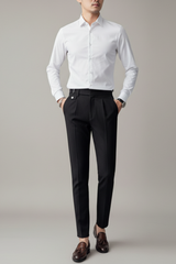 Theodore | Slim-Fit Bundfalten Anzughose – Schwarz