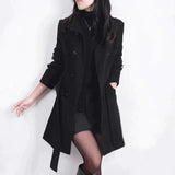 Amore – modische damenjacke mit gürtel – Schwarz