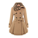 Yena | Schicker Trenchcoat mit veganem Pelz – Beige