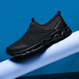 Unisex nan ultraleichter Netz-Schlupfschuh mit belüfteter Hohlkammerdämpfung Drune – Schwarzweiß