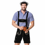 Herren nan traditionelle kurze Trachtenlederhose mit aufwendiger Stickerei und verstellbaren Trägern Drune – Blau kariertes Oberteil, schwarze Hose