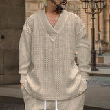 Herren nan grob gestrickter V-Ausschnitt-Pullover mit Zopfmuster und relaxed Fit Drune – Khaki
