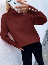 Lässiger Rollkragenpullover für Damen | Mit Knopfmanschetten – Burgunderrot