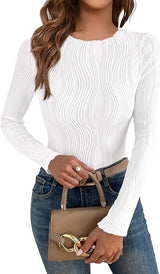 Damen nan figurbetontes Rippstrick-Longsleeve mit Wellendetail und Rundhalsausschnitt Drune – Weiß