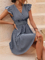 Damen Sommerliches Faltenkleid mit Streifen und Taillenbund Drune – Schwarz