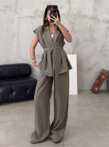 Damen Set aus Baumwollmix mit Gürtel und weiten Beinen – Sommerlich legerer Look – Khaki