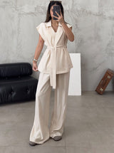 Damen Set aus Baumwollmix mit Gürtel und weiten Beinen – Sommerlich legerer Look – Creme