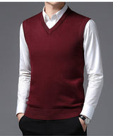 Herren V-Pullover aus feiner Baumwollmischung mit eleganter Struktur Aliams – Rotbraun