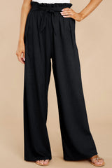 Damen nan Leinenhose mit Paperbag-Bund und weitem Bein Drune – Schwarz