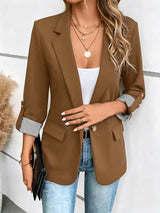 Damen nan taillierter dreiviertelarm Blazer mit Pattentaschen und umgeschlagenen Manschetten Drune – Braun