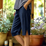 Fenja | Bequeme Bermuda mit Details – Marineblau