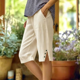 Fenja | Bequeme Bermuda mit Details – Hellgrün
