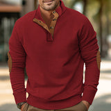Herren nan strukturiertes Rugby-Pullover mit Stehkragen, Knopfleiste und Leder-Ellenbogenpatches Drune – Weinrot
