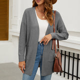 HANAE –  Long-cardigan mit retro-flair – Grau