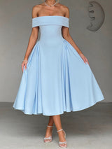 Cleane | Kleid mit entblößten Schultern Ausgestellt Midi – Hellblau
