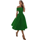Azrielle – Elegantes schulterfreies Kleid – Grün
