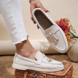 Damen nan bequeme Slip-On Loafer mit dekorativem Quastenbesatz und ergonomischer Gummisohle Drune – Cremeweiß
