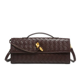 Luxury Vegan Leather Clutch – Handwoven, Elegant & Sustainable – Dunkelbraun
