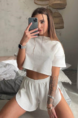 Damen-Set mit Crop-Top & Shorts aus Waffelstrick – lässig und bequem – Weiß