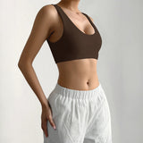 Damen Sport-Bustier mit bequemen breiten Trägern und elastischem Schnitt Drune – Braun