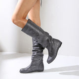 Damen nan knielange Slouch-Stiefel mit weichem Schaft und niedrigem Blockabsatz Drune – Grau Flachsohle