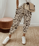 Lena | Elegante Passform und luxuriöser Komfort – Beige mit Punkten