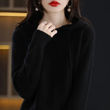 Olivia Klein Gestrickter Pullover mit Kapuze – Schwarz